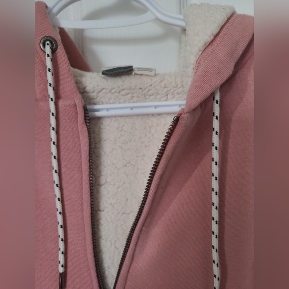 Roxy Zip Sweater with Fleece size Medium - Picture 2 of 5